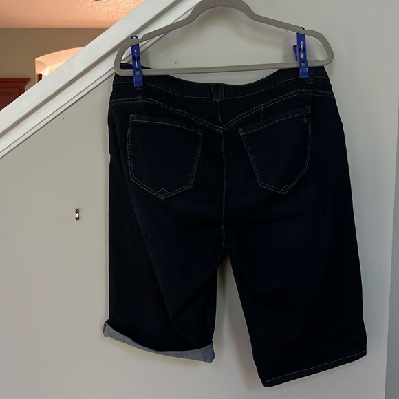 Democracy Plus Size "Ab"solution® Bermuda Stretch Denim Shorts - Picture 6 of 15